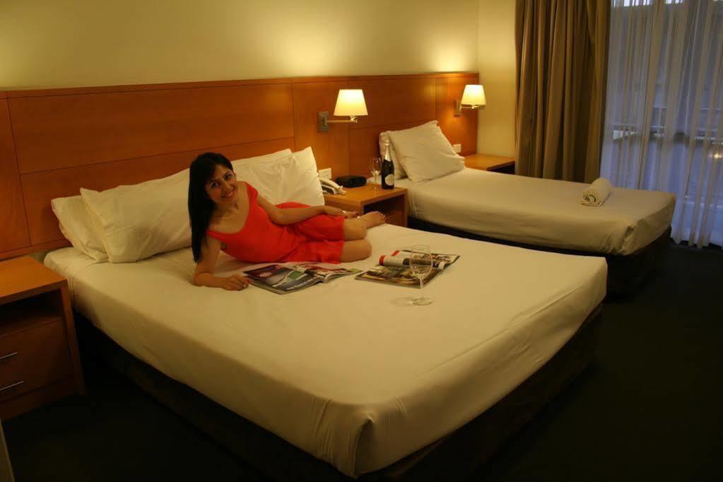 Garden Lodge Sydney Hotel Экстерьер фото